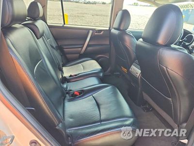 Zdjęcie 11 z 13 samochodu: 2013 TOYOTA HIGHLANDER SE VIN:5TDZK3EH4DS092489 - miniatura