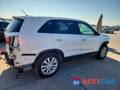 Trzecie zdjęcie samochodu z tyłu: 2011 KIA SORENTO EX VIN:5XYKUDA15BG002089 - miniatura