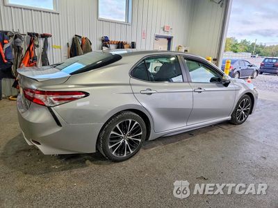 Trzecie zdjęcie samochodu z tyłu: 2020 TOYOTA CAMRY SE VIN:4T1G11AK8LU355721 - miniatura