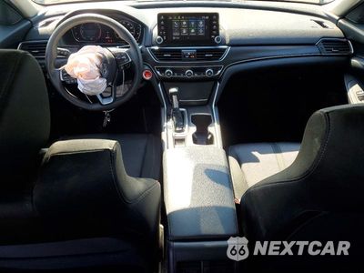 Zdjęcie 8 z 13 samochodu: 2019 HONDA ACCORD EX VIN:1HGCV1F43KA101885 - miniatura