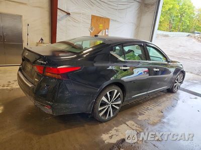 Trzecie zdjęcie samochodu z tyłu: 2019 NISSAN ALTIMA PLATINUM VIN:1N4BL4FW1KN303772 - miniatura