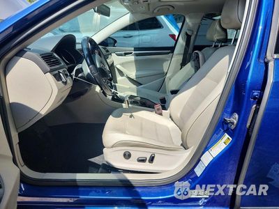 Zdjęcie 7 z 12 samochodu: 2017 VOLKSWAGEN PASSAT SE VIN:1VWBT7A33HC043286 - miniatura