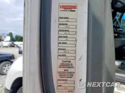 Zdjęcie 12 z 13 samochodu: 2019 KENWORTH T680 SEMI TRUCK VIN:1XKYA48X0KJ297023 - miniatura