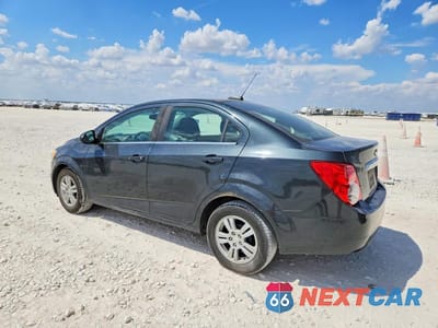 Drugie zdjęcie samochodu z przodu: 2015 CHEVROLET SONIC LT VIN:1G1JC5SG5F4191315 - miniatura