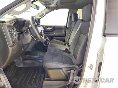 Zdjęcie 7 z 12 samochodu: 2021 CHEVROLET SILVERADO K1500 VIN:3GCPYAEHXMG331391 - miniatura