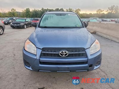 Piąte zdjęcie samochodu w środku: 2011 TOYOTA RAV4 BASE VIN:2T3BF4DV2BW164935 - miniatura