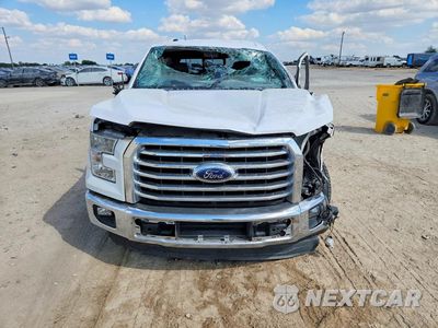 Piąte zdjęcie samochodu w środku: 2016 FORD F150 SUPERCREW VIN:1FTEW1CG6GKF64141 - miniatura
