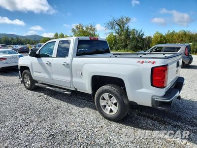 Drugie zdjęcie samochodu z przodu: 2017 CHEVROLET SILVERADO K1500 LT VIN:1GCVKREC8HZ393860 - miniatura