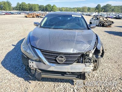 Piąte zdjęcie samochodu w środku: 2018 NISSAN ALTIMA 2.5 SR VIN:1N4AL3APXJC295798 - miniatura