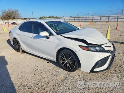 Czwarte zdjęcie samochodu z boku: 2021 TOYOTA CAMRY SE VIN:4T1T11AKXMU529028 - miniatura