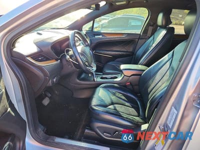 Zdjęcie 7 z 13 samochodu: 2015 LINCOLN MKC VIN:5LMTJ2AH4FUJ37964 - miniatura