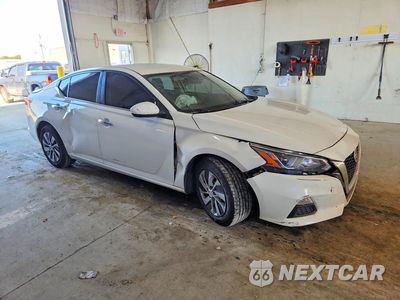 Czwarte zdjęcie samochodu z boku: 2021 NISSAN ALTIMA S VIN:1N4BL4BV5MN364686 - miniatura