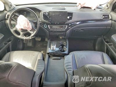 Zdjęcie 8 z 13 samochodu: 2021 HONDA PILOT TOURING VIN:5FNYF5H6XMB040648 - miniatura