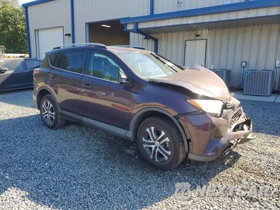 Czwarte zdjęcie samochodu z boku: 2017 TOYOTA RAV4 LE VIN:2T3ZFREV2HW365088 - miniatura