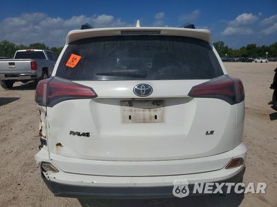 Zdjęcie 6 z 13 samochodu: 2017 TOYOTA RAV4 LE VIN:JTMZFREV1HJ704647 - miniatura
