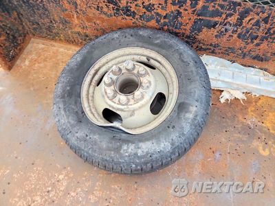 Zdjęcie 12 z 13 samochodu: 2007 CHEVROLET SILVERADO C3500 VIN:1GBJC34D07E157734 - miniatura