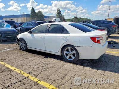 Drugie zdjęcie samochodu z przodu: 2014 TOYOTA CAMRY SE VIN:4T1BF1FK0EU351668 - miniatura