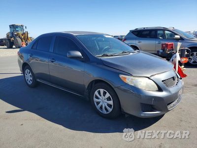 Czwarte zdjęcie samochodu z boku: 2010 TOYOTA COROLLA LE VIN:2T1BU4EE2AC322591 - miniatura