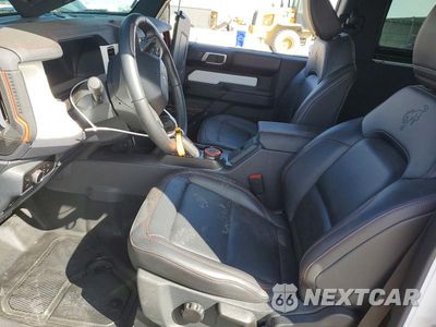 Zdjęcie 7 z 13 samochodu: 2025 FORD BRONCO STROPPE EDITION VIN:1FMDE0AP2SLA20634 - miniatura