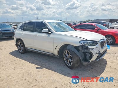 Czwarte zdjęcie samochodu z boku: 2024 BMW X3 SDRIVE30I VIN:5UX43DP02R9W89858 - miniatura