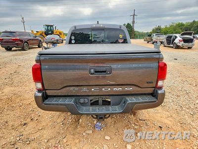 Zdjęcie 6 z 12 samochodu: 2022 TOYOTA TACOMA SR5 V6 VIN:3TMAZ5CN6NM180278 - miniatura