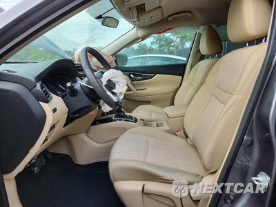 Zdjęcie 7 z 13 samochodu: 2017 NISSAN ROGUE S VIN:5N1AT2MT9HC780095 - miniatura