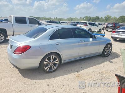 Trzecie zdjęcie samochodu z tyłu: 2018 MERCEDES-BENZ C 300 VIN:55SWF4JB1JU266547 - miniatura