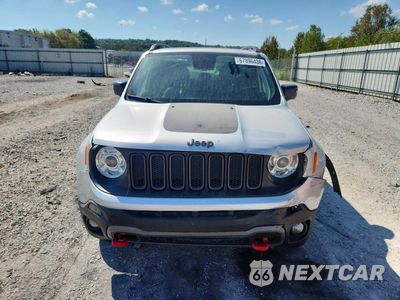 Piąte zdjęcie samochodu w środku: 2018 JEEP RENEGADE TRAILHAWK VIN:ZACCJBCB7JPH32818 - miniatura