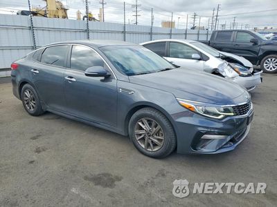 Czwarte zdjęcie samochodu z boku: 2020 KIA OPTIMA LX VIN:5XXGT4L37LG448256 - miniatura