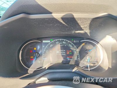 Zdjęcie 9 z 13 samochodu: 2025 TOYOTA RAV4 XSE VIN:4T3E6RFV6SU177162 - miniatura