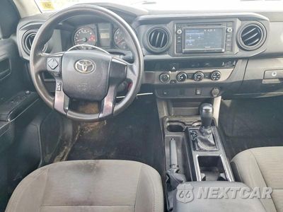 Zdjęcie 8 z 12 samochodu: 2016 TOYOTA TACOMA SR VIN:5TFSX5EN6GX041742 - miniatura