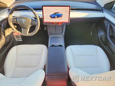 Zdjęcie 8 z 13 samochodu: 2023 TESLA MODEL 3 VIN:5YJ3E1EA5PF542955 - miniatura