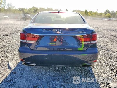 Zdjęcie 6 z 12 samochodu: 2017 LEXUS LS 460 VIN:JTHBL5EF4H5144304 - miniatura