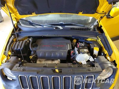 Zdjęcie 12 z 14 samochodu: 2015 JEEP RENEGADE LATITUDE VIN:ZACCJBBT6FPC24700 - miniatura