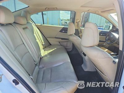 Zdjęcie 10 z 12 samochodu: 2016 HONDA ACCORD EXL VIN:1HGCR2F82GA108606 - miniatura