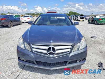 Piąte zdjęcie samochodu w środku: 2010 MERCEDES-BENZ E 350 VIN:WDDKJ5GB5AF005323 - miniatura