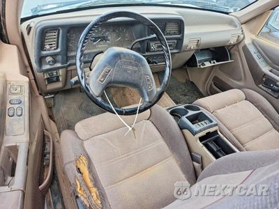 Zdjęcie 8 z 12 samochodu: 1994 MAZDA NAVAJO LX VIN:4F2CU44X6RUM05172 - miniatura