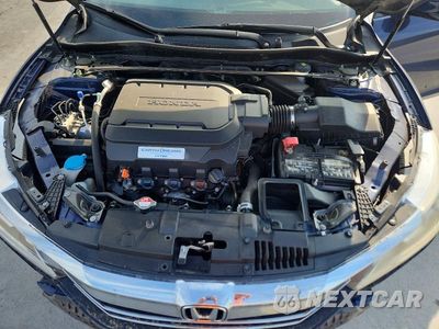 Zdjęcie 11 z 13 samochodu: 2017 HONDA ACCORD EXL VIN:1HGCR3F02HA023606 - miniatura