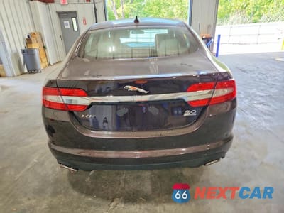 Zdjęcie 6 z 12 samochodu: 2013 JAGUAR XF VIN:SAJWJ0EFXD8S87487 - miniatura