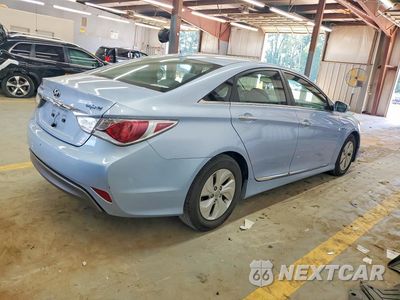 Trzecie zdjęcie samochodu z tyłu: 2013 HYUNDAI SONATA HYBRID VIN:KMHEC4A40DA083849 - miniatura