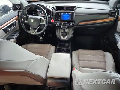 Zdjęcie 8 z 12 samochodu: 2019 HONDA CR-V EXL VIN:7FARW2H89KE023233 - miniatura