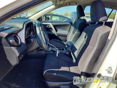 Zdjęcie 7 z 14 samochodu: 2016 TOYOTA RAV4 LE VIN:JTMZFREV5GJ078356 - miniatura