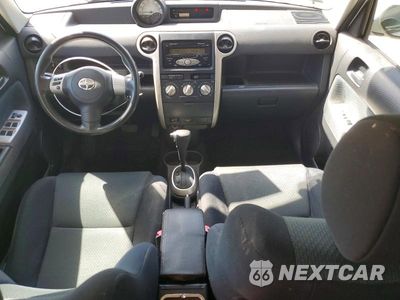 Zdjęcie 8 z 14 samochodu: 2006 SCION XB BASE VIN:JTLKT324764116710 - miniatura
