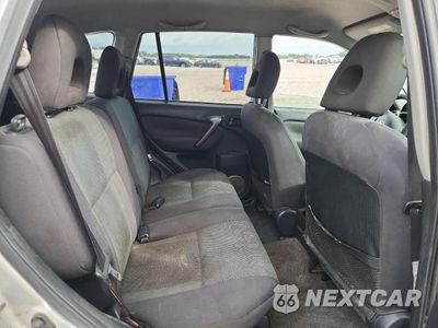 Zdjęcie 10 z 12 samochodu: 2005 TOYOTA RAV4 BASE VIN:JTEGD20V950055365 - miniatura