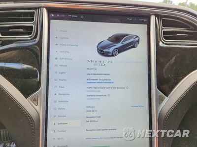 Zdjęcie 9 z 12 samochodu: 2015 TESLA MODEL S 85D VIN:5YJSA1H20FFP69562 - miniatura