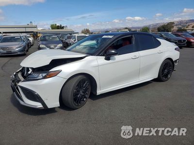 2022 TOYOTA CAMRY XSE 4T1K31AK7NU034583 - główne zdjęcie licytacji z USA - miniatura