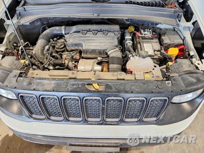 Zdjęcie 11 z 12 samochodu: 2023 JEEP RENEGADE TRAILHAWK VIN:ZACNJDC19PPP24740 - miniatura