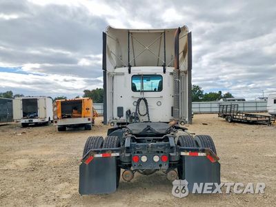Zdjęcie 6 z 13 samochodu: 2017 KENWORTH T680 SEMI TRUCK VIN:1XKYA48X2HJ160321 - miniatura