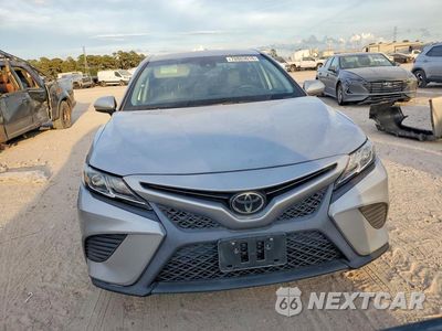 Piąte zdjęcie samochodu w środku: 2019 TOYOTA CAMRY SE VIN:4T1B11HK3KU184732 - miniatura