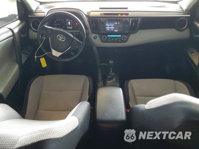 Zdjęcie 8 z 13 samochodu: 2018 TOYOTA RAV4 XLE VIN:JTMWFREV6JJ211118 - miniatura